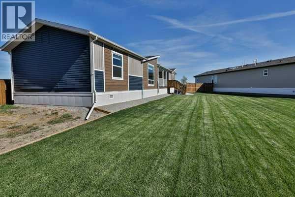 2037 Sunflower Crescent — photo 5