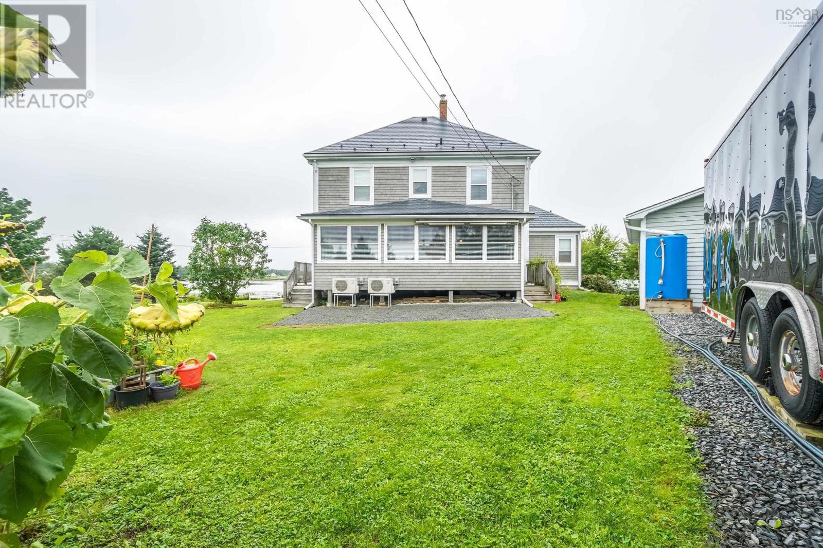 1640 Highway 332 photo 4