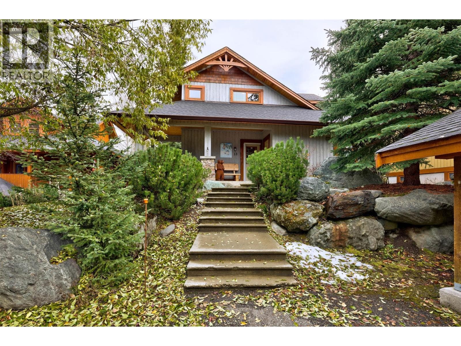 2715 Fairways Drive Unit# 13 photo 4