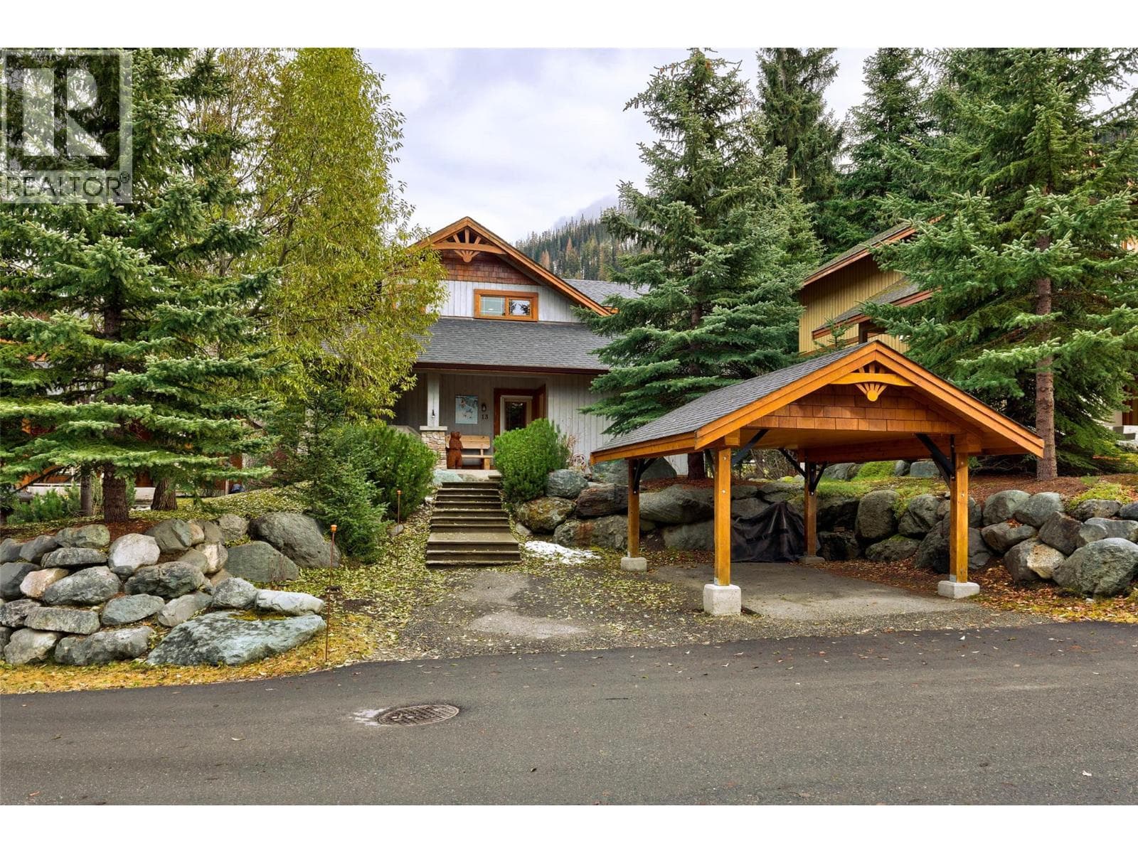 3 bed 3 bath single family at 2715 Fairways Drive Unit# 13 — $1,100,000