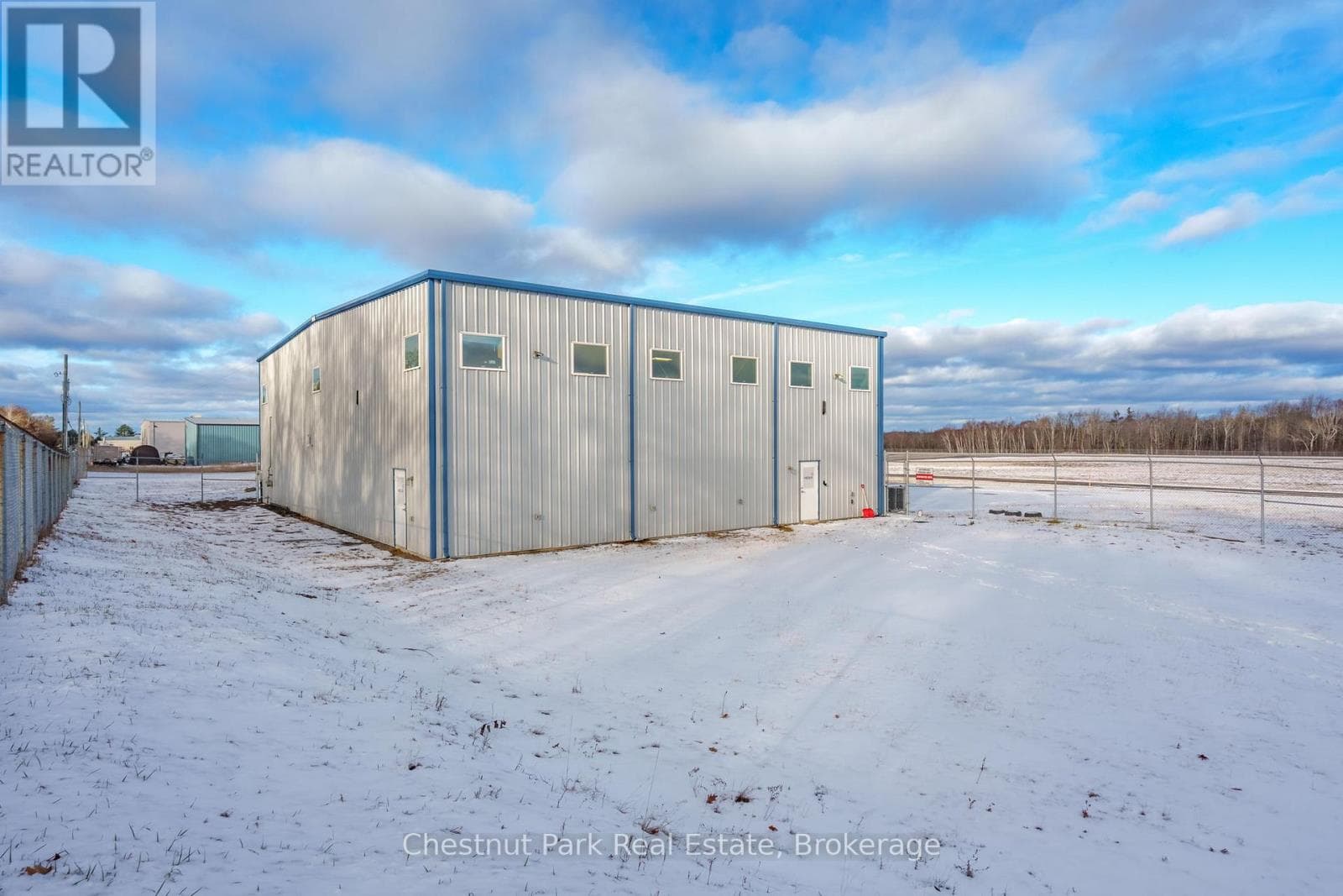 1255 GRAVENHURST PARKWAY photo 4