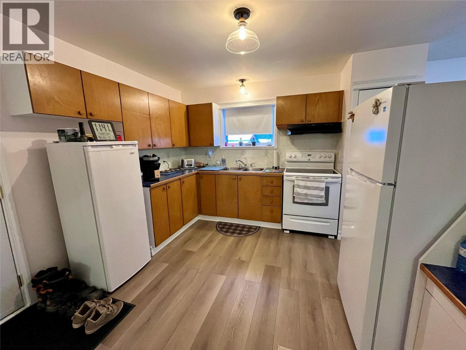 128 Spieker Avenue photo 3