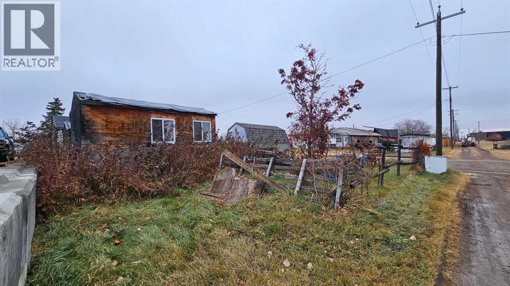 5202 VICTORIA Avenue — photo 4