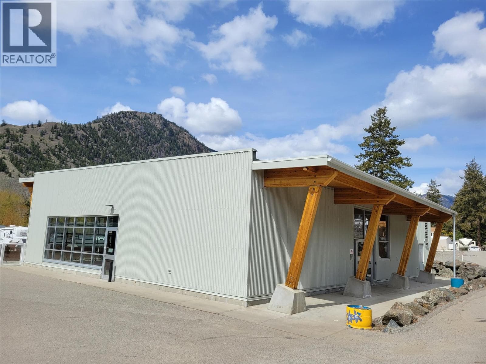 4354 Highway 3 Unit# 112 photo 2