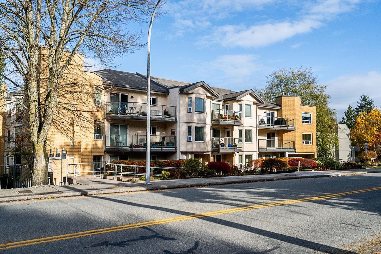 2 bed 2 bath single family at 212 15255 18 AVENUE — $549,900