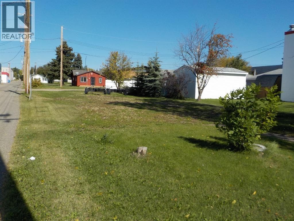 10916 103 Ave. — photo 2