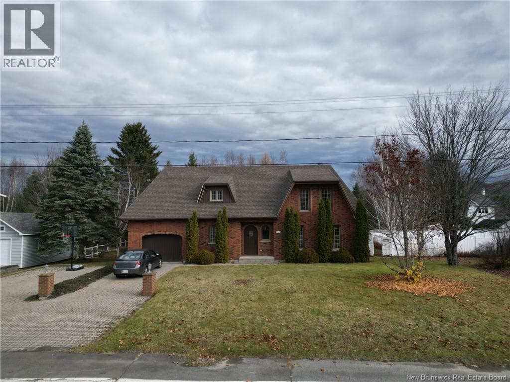 24 Paquin Street photo 5