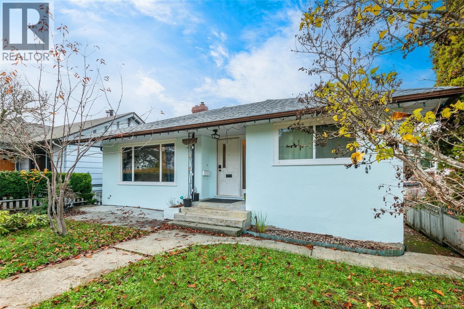 2 bed 1 bath single family at 2760 6th Ave — $449,900