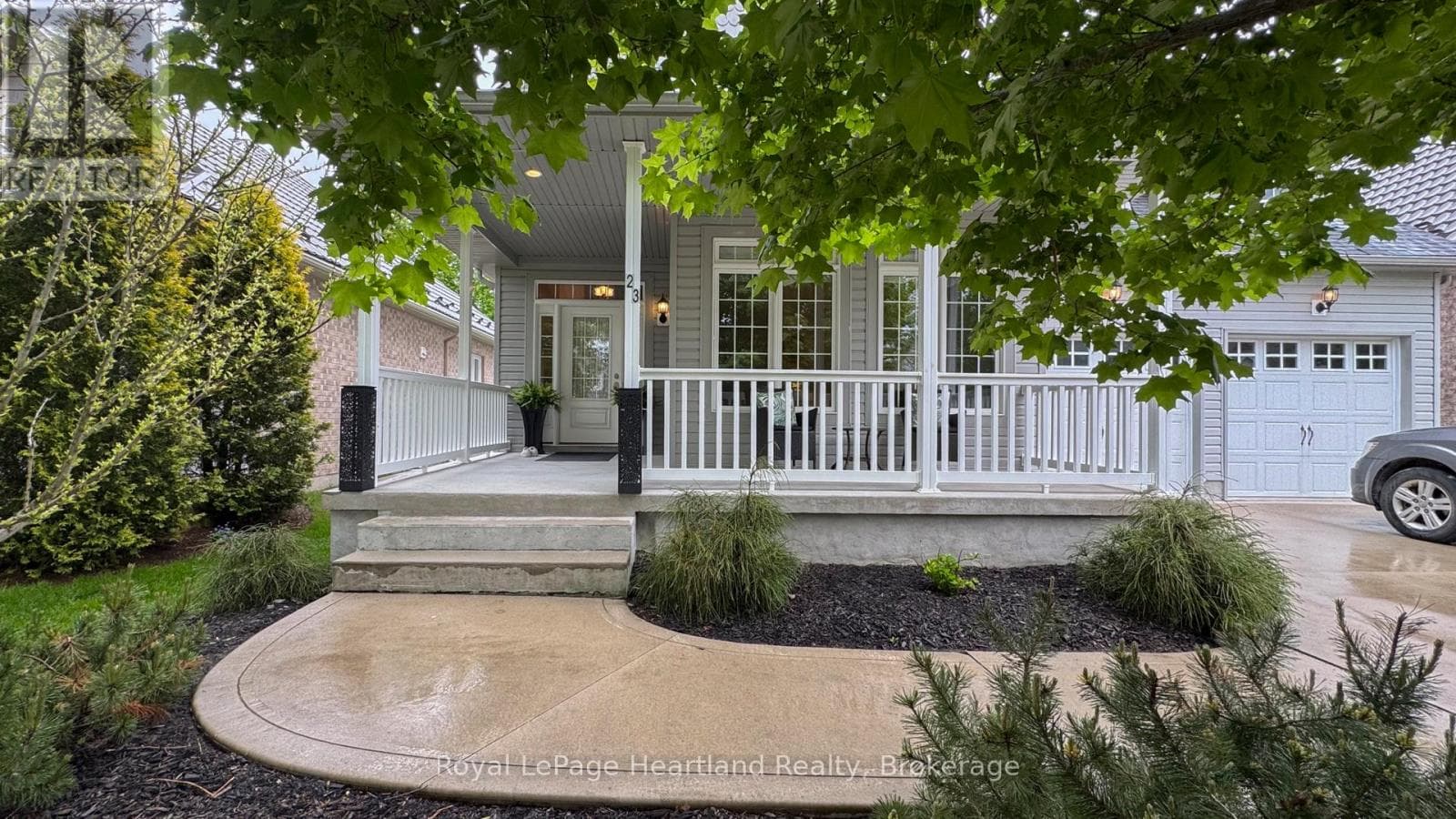 23 STORNOWAY CRESCENT photo 2