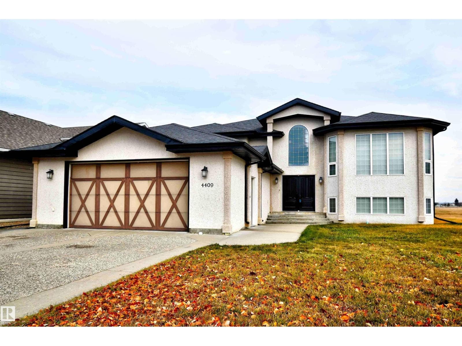 4409 44 ST