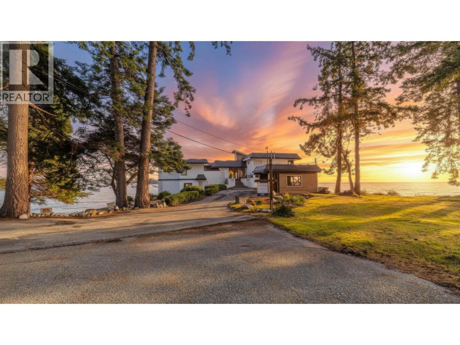 5482 HILL ROAD photo 2