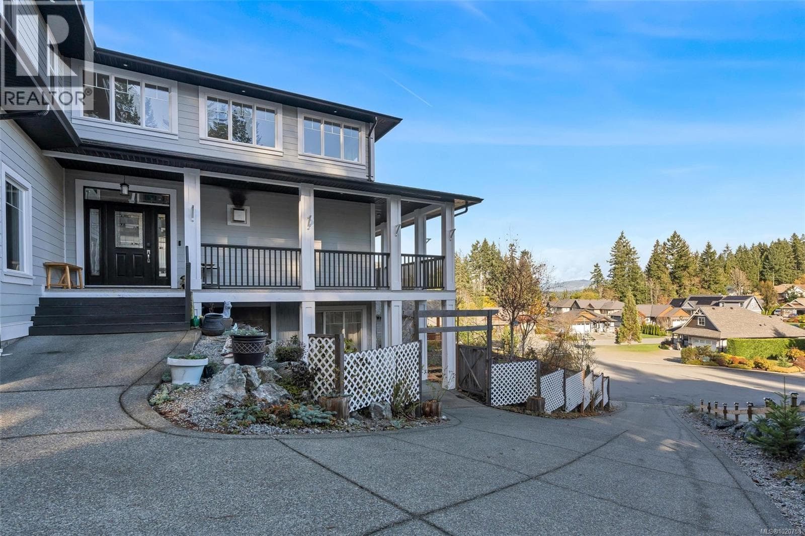 2551 Stubbs Rd photo 3