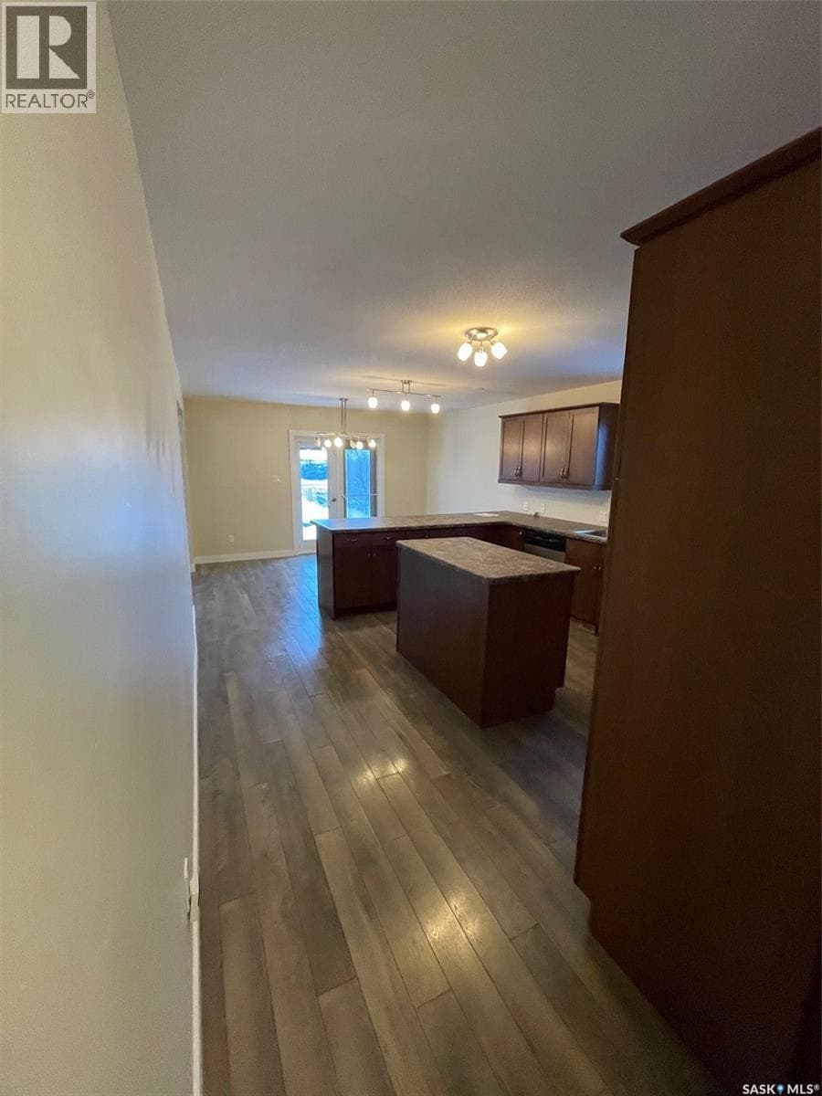 431 Vaughan STREET W — photo 5