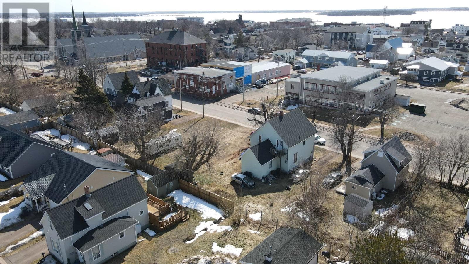 341 Notre Dame Street photo 3