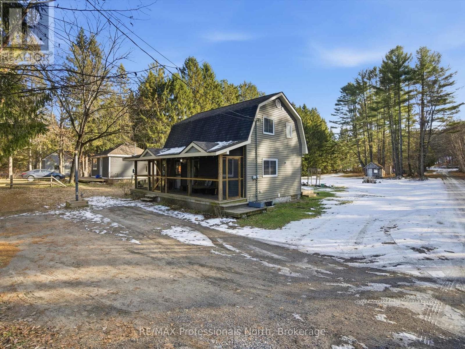 185 MUSKOKA 10 ROAD photo 2