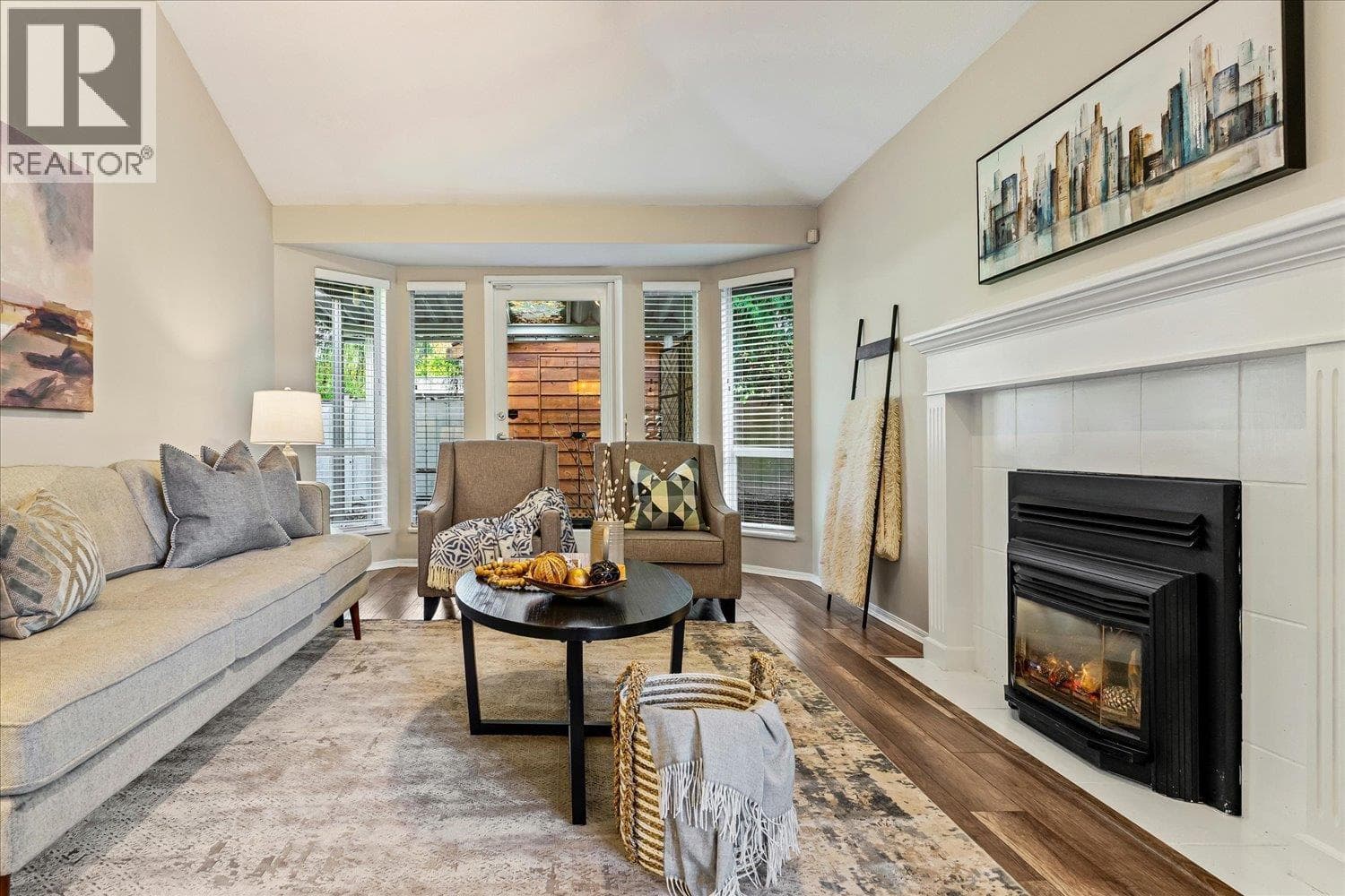 18 11950 LAITY STREET photo 2