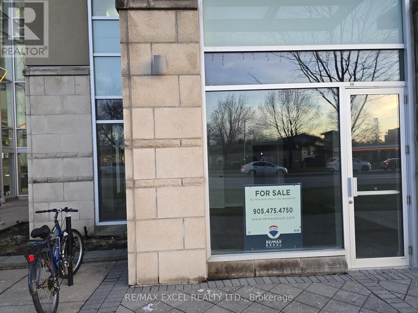 retail at 50-51 - 8333 KENNEDY ROAD — $638,000