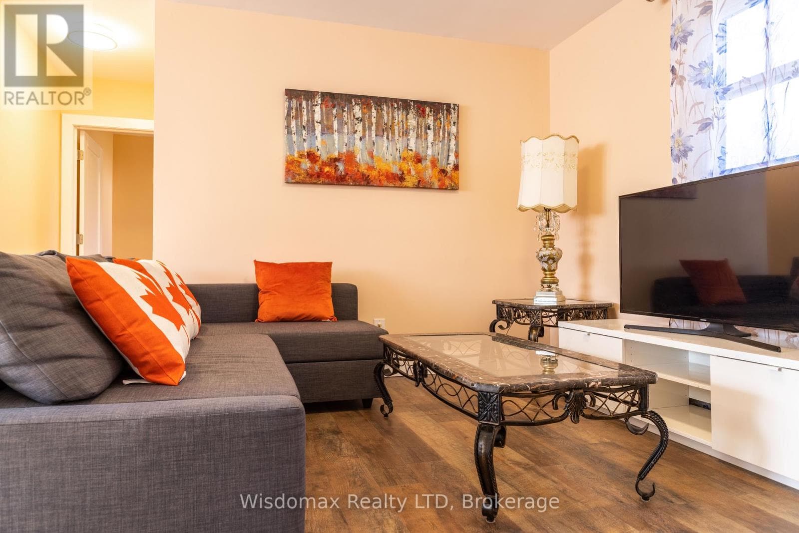 5291 STAMFORD STREET photo 3