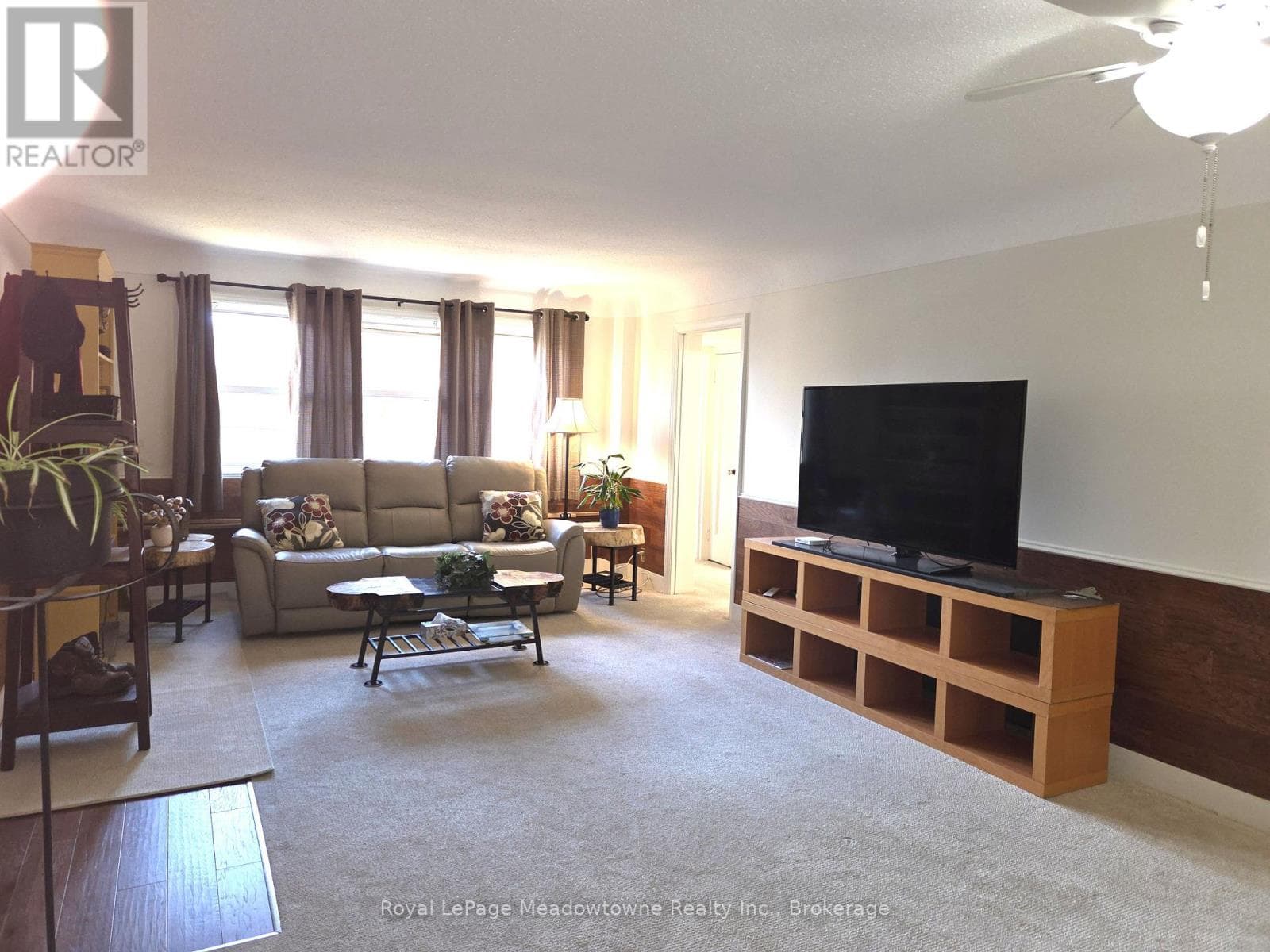 10 - 2405 LAKESHORE ROAD photo 4