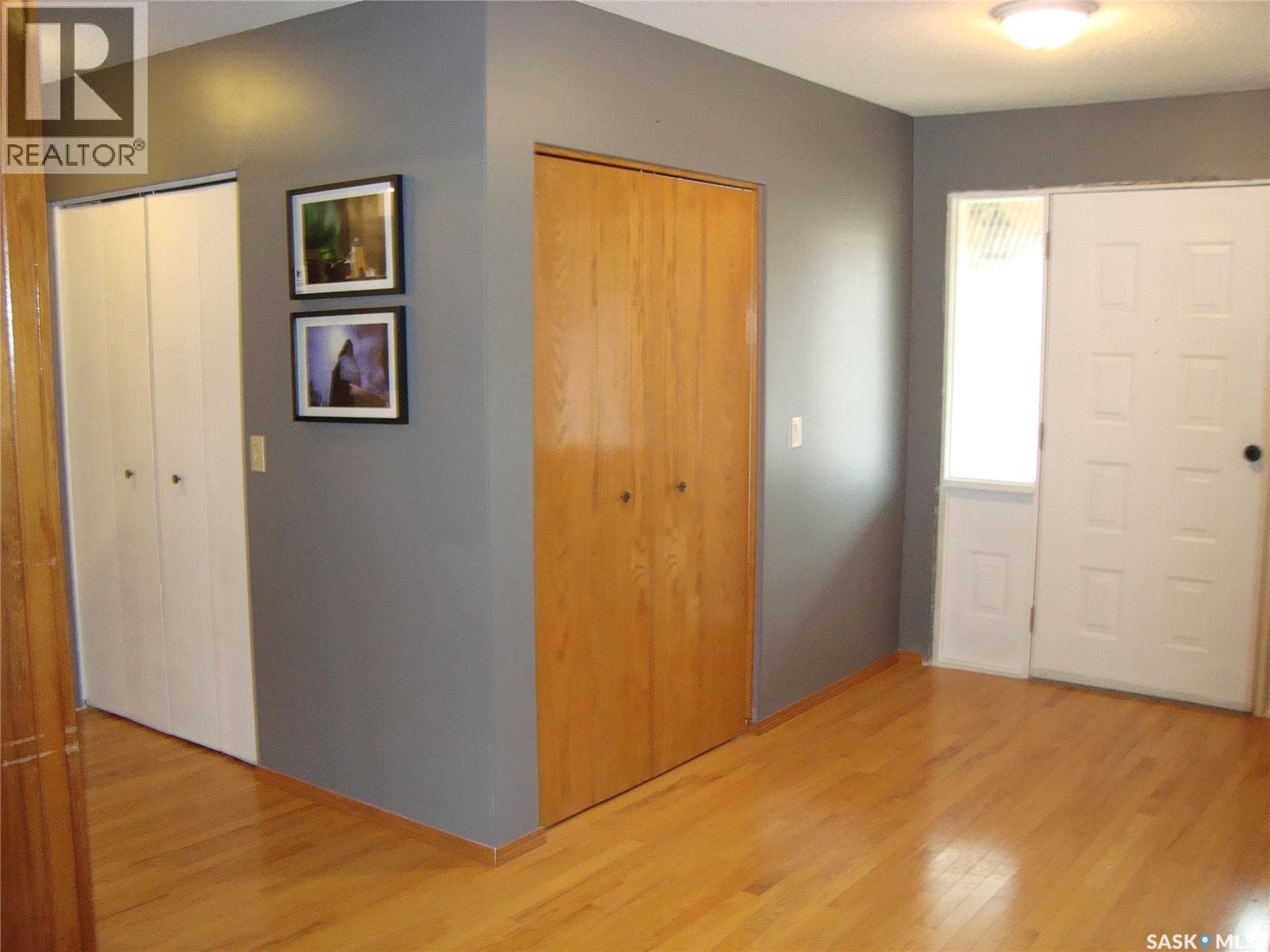105 4th AVENUE W — photo 5