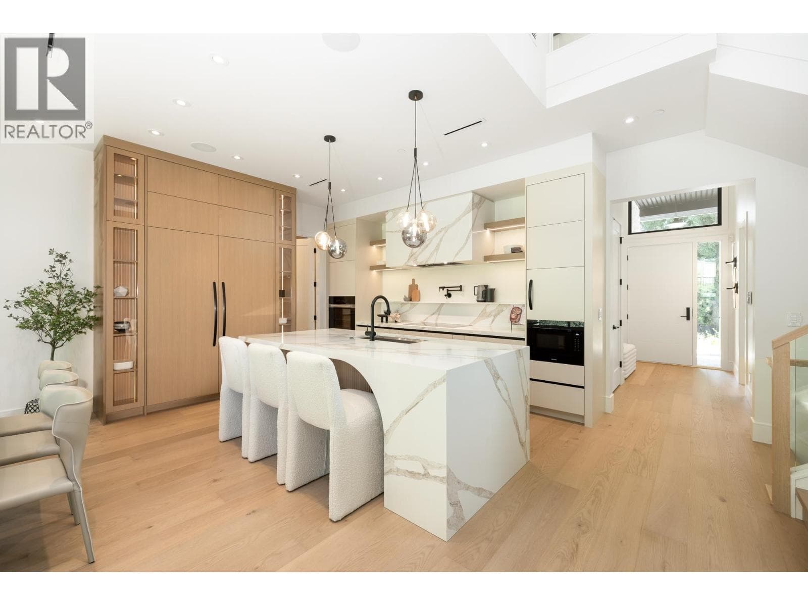 1385 19TH STREET photo 4