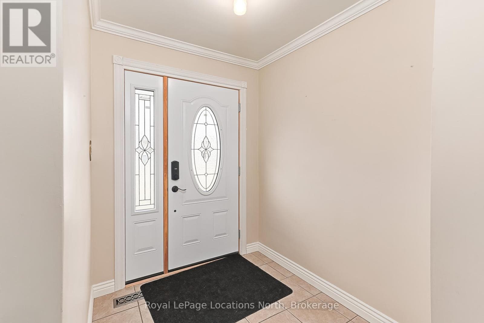 35 WALNUT STREET photo 4