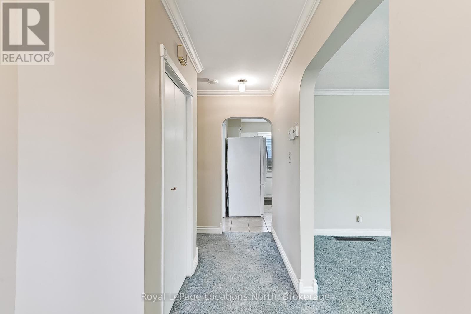 35 WALNUT STREET photo 5