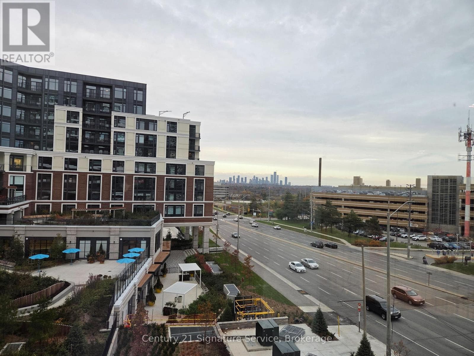504 - 2485 EGLINTON AVENUE W photo 2