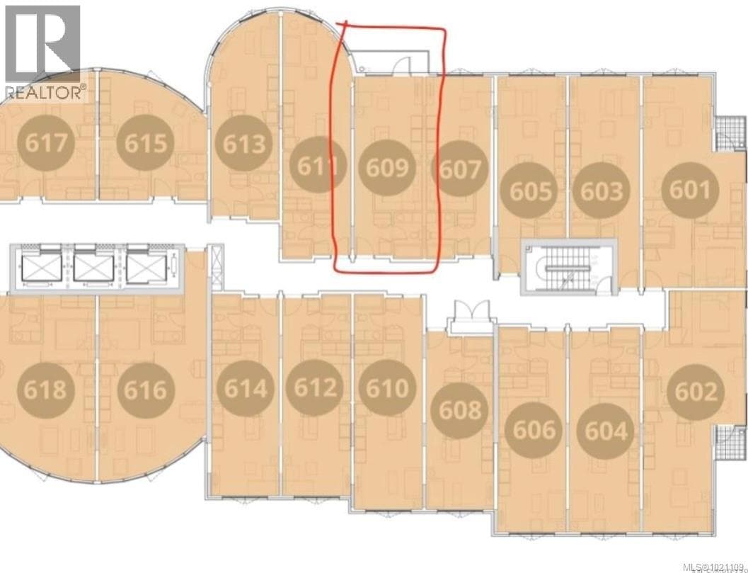 609 1029 View St photo 2