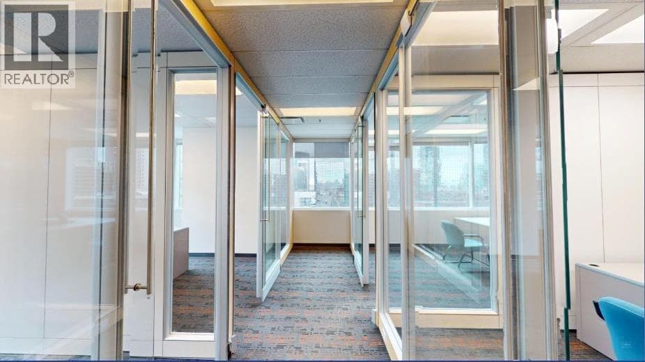 1010 & 1050, 396 11 Avenue SW — photo 3