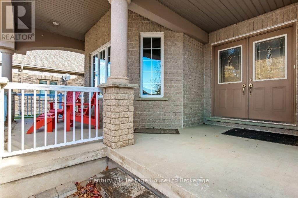 143 BOYD BOULEVARD photo 3