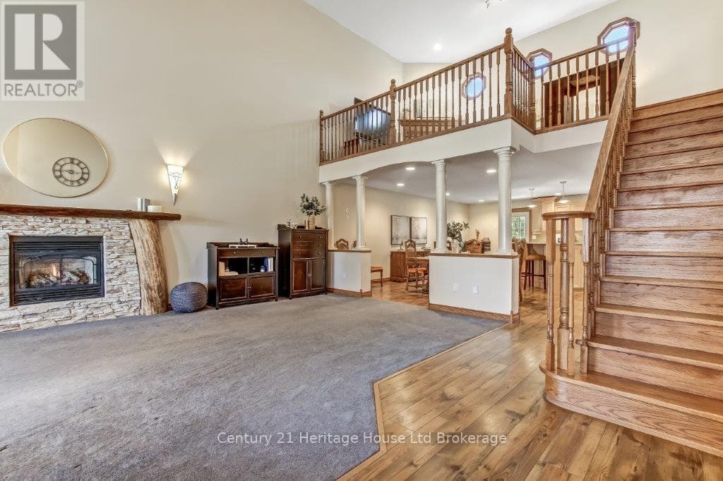 143 BOYD BOULEVARD photo 4