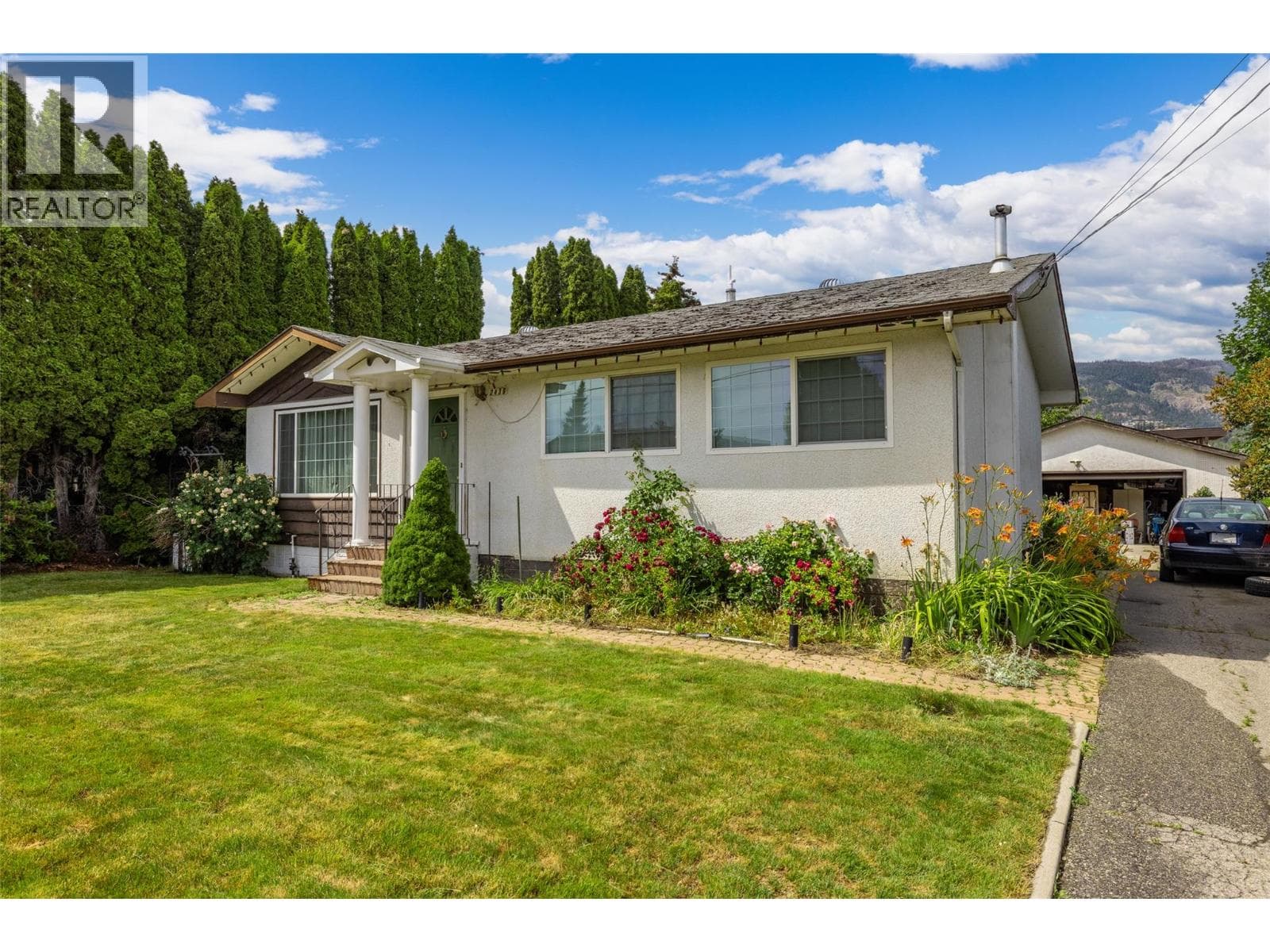 2436 Apollo Road photo 2