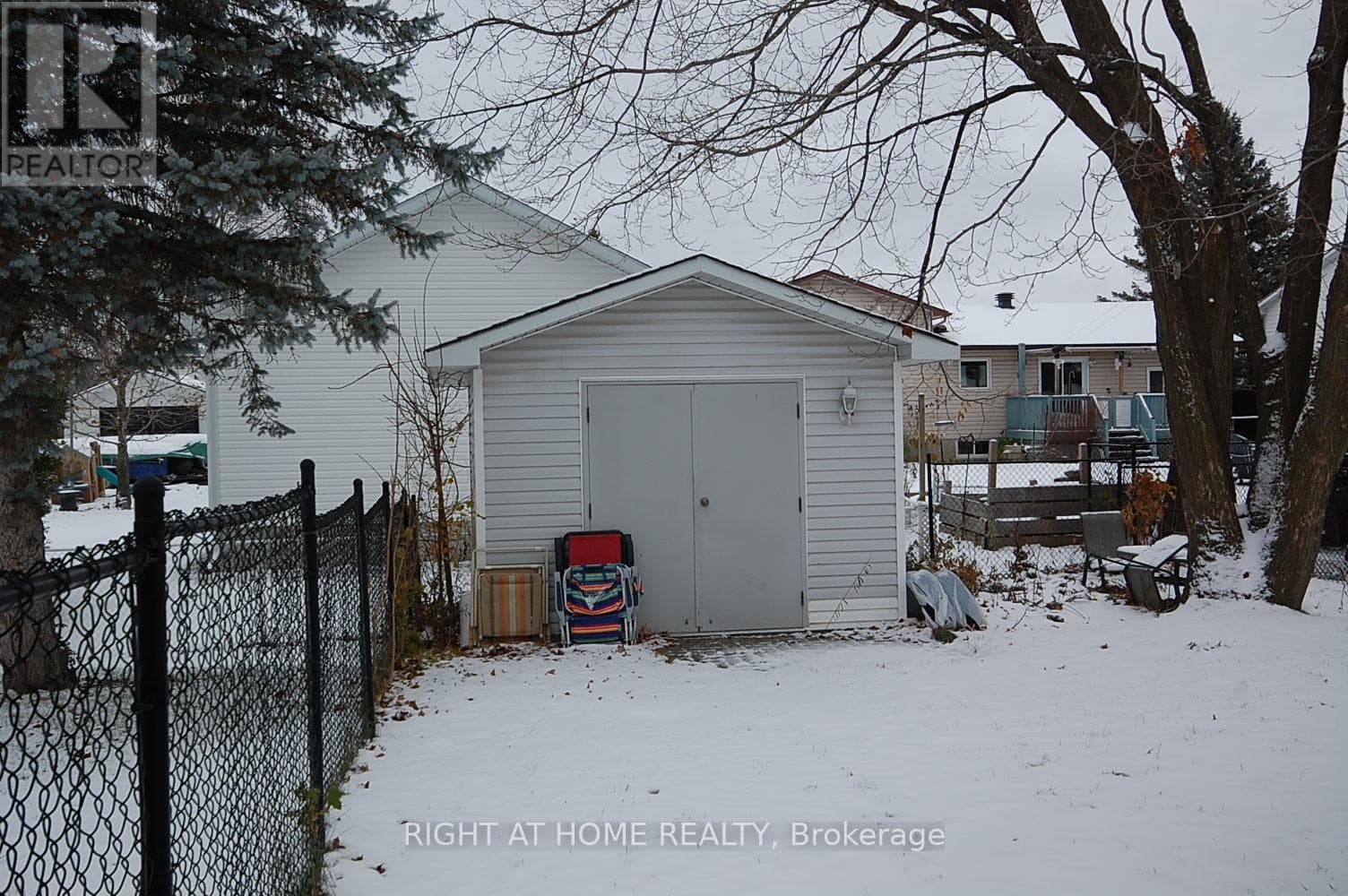 937 MORRIS STREET photo 2