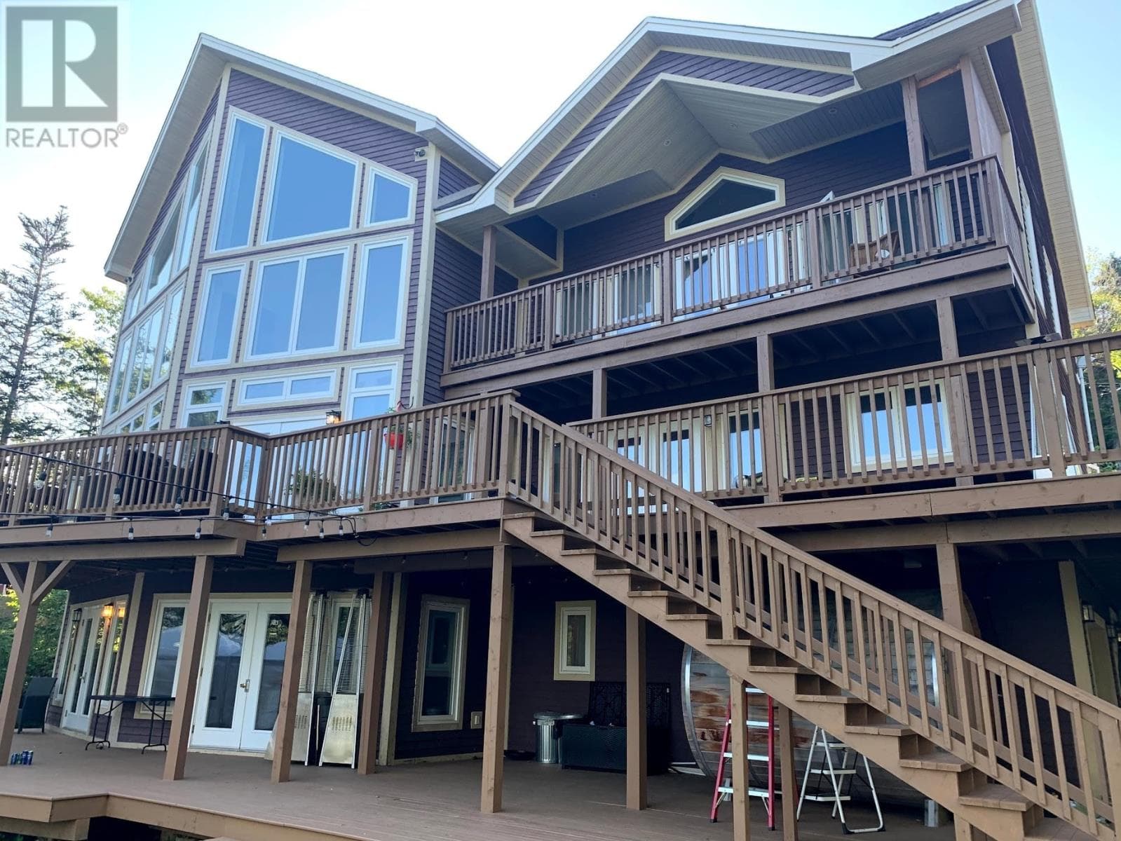 19 JUNIPER Grove photo 2