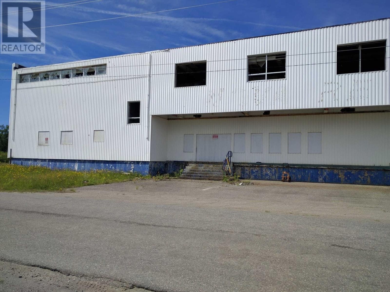 retail at 35 Utah Drive — $899,999