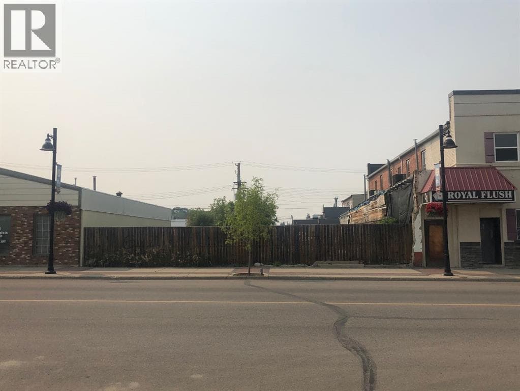 4912 50 Street — photo 3