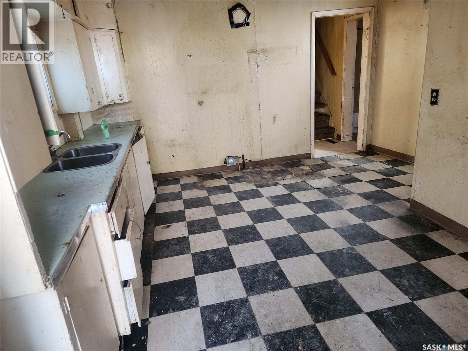 845 EDGAR STREET — photo 3