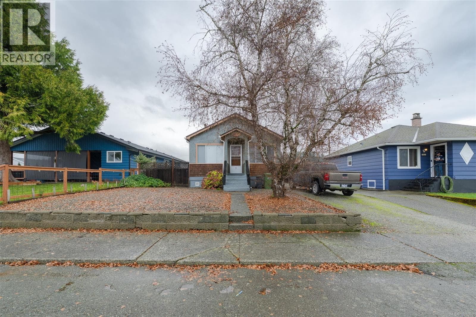 2 bed 1 bath single family at 3885 14th Ave — $459,000