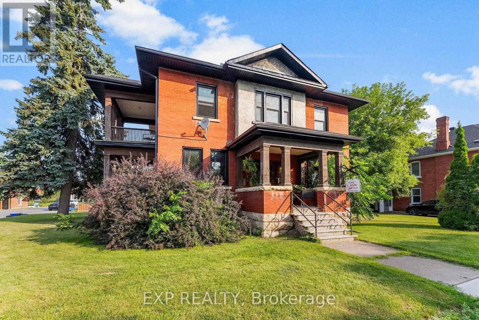 48 HALL AVENUE E photo 3