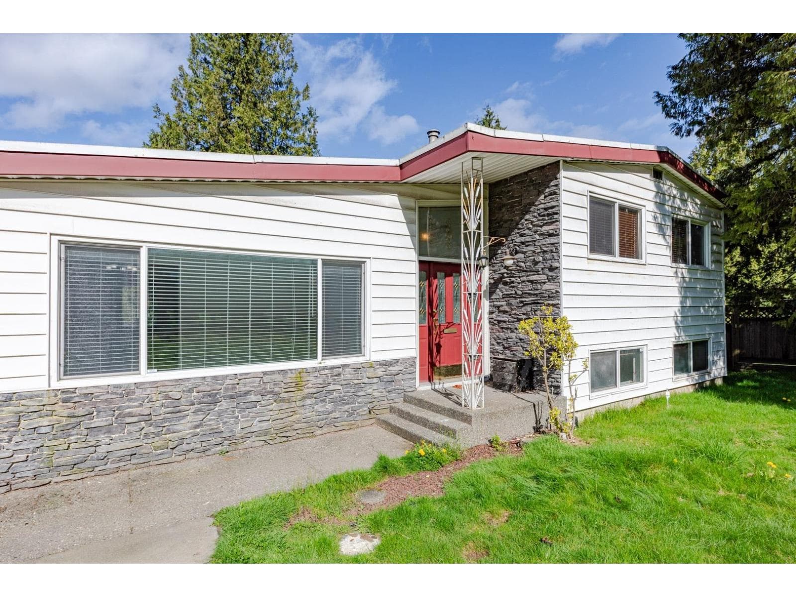 11411 LOUGHREN DRIVE photo 3