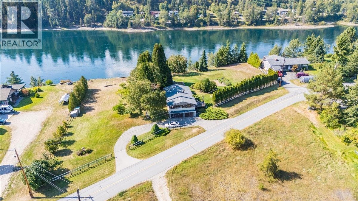 4 bed 2 bath single family at 807 WATERLOO Road — $1,289,900