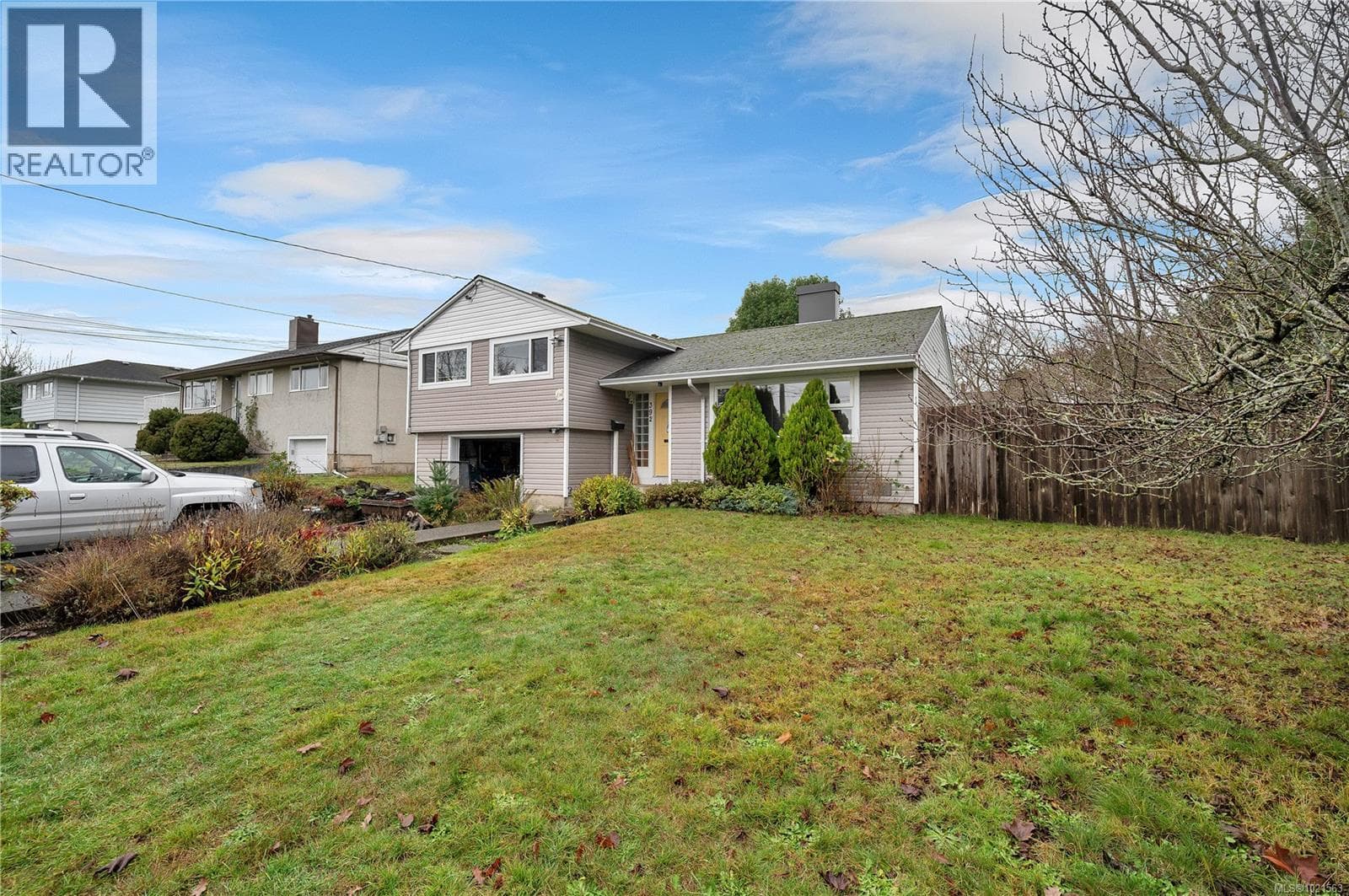 3 bed 1 bath single family at 392 Thulin St — $674,999