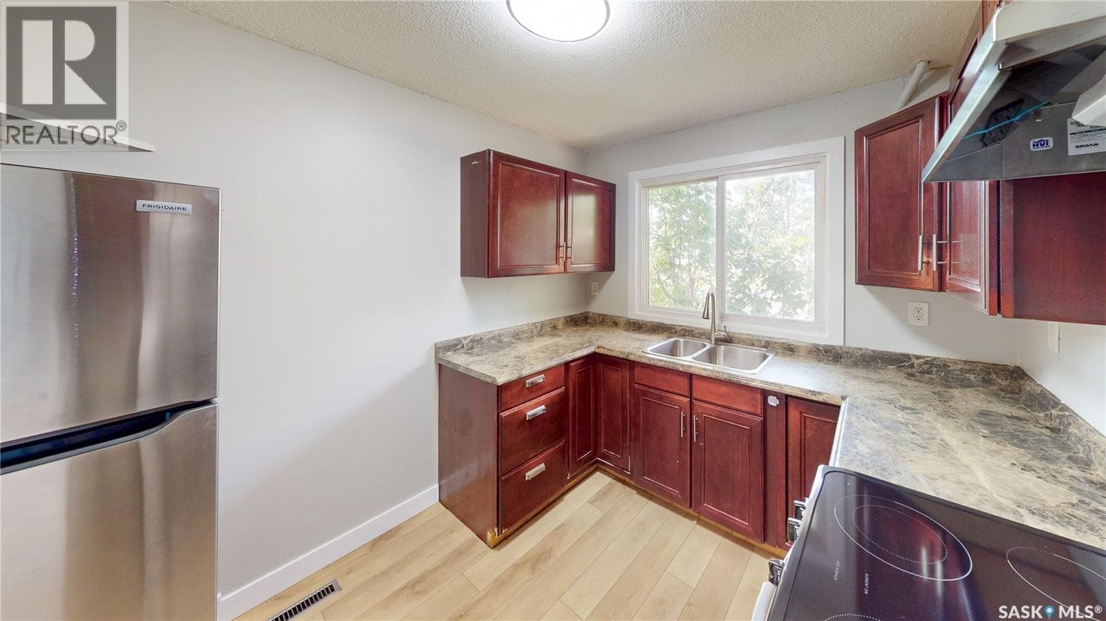 56 Froom CRESCENT — photo 4
