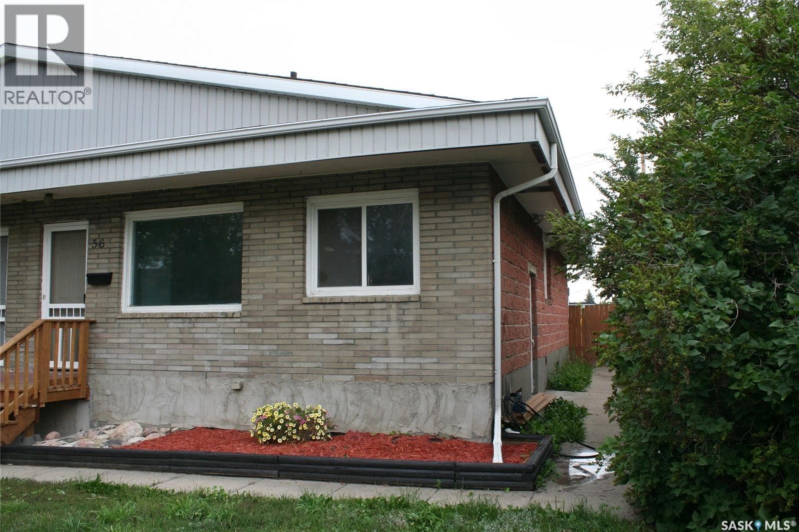 56 Froom CRESCENT — photo 2