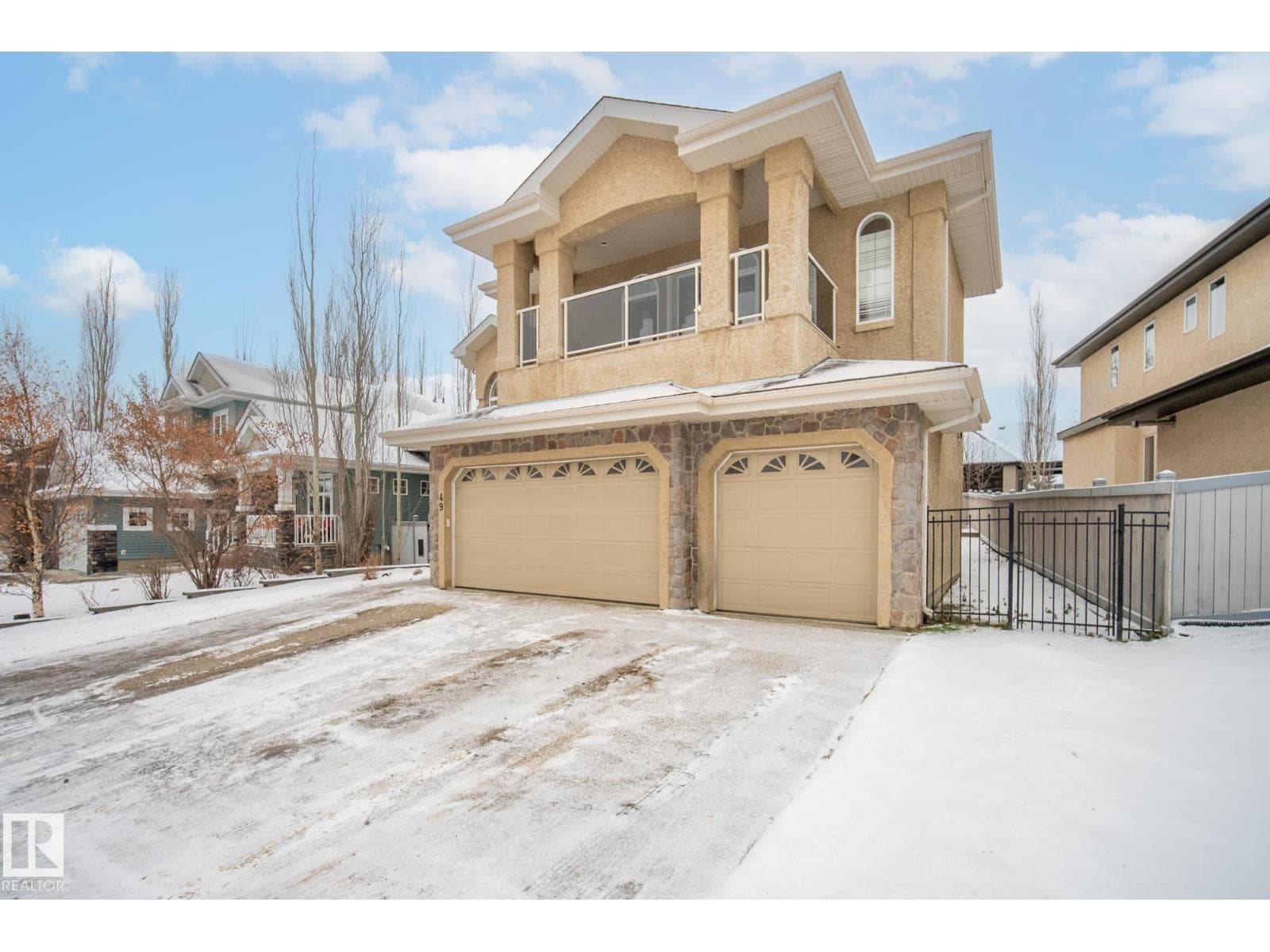 49 LOISELLE WY photo 4