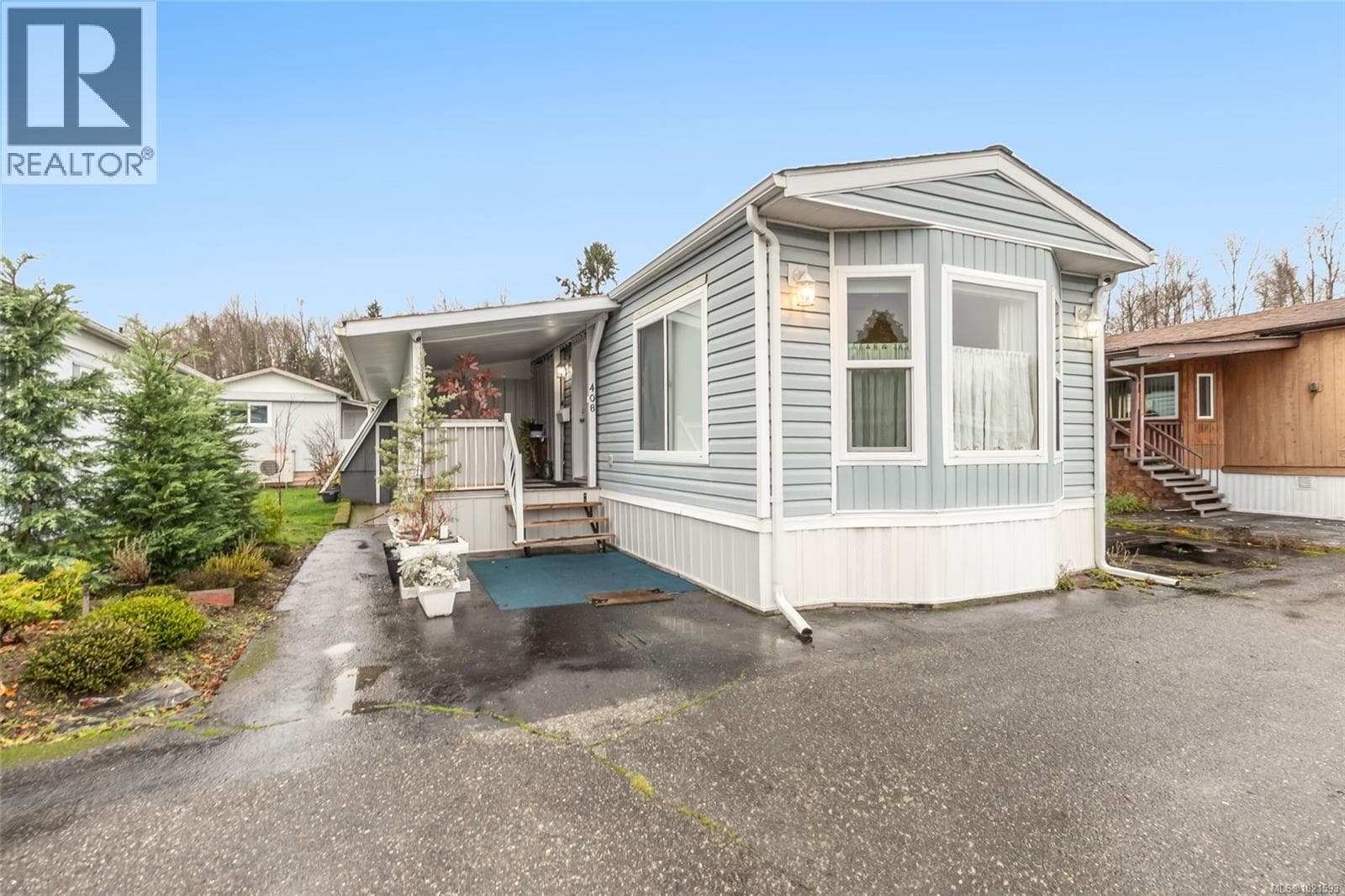 2 bed 1 bath single family at 408 2885 Boys Rd — $159,000