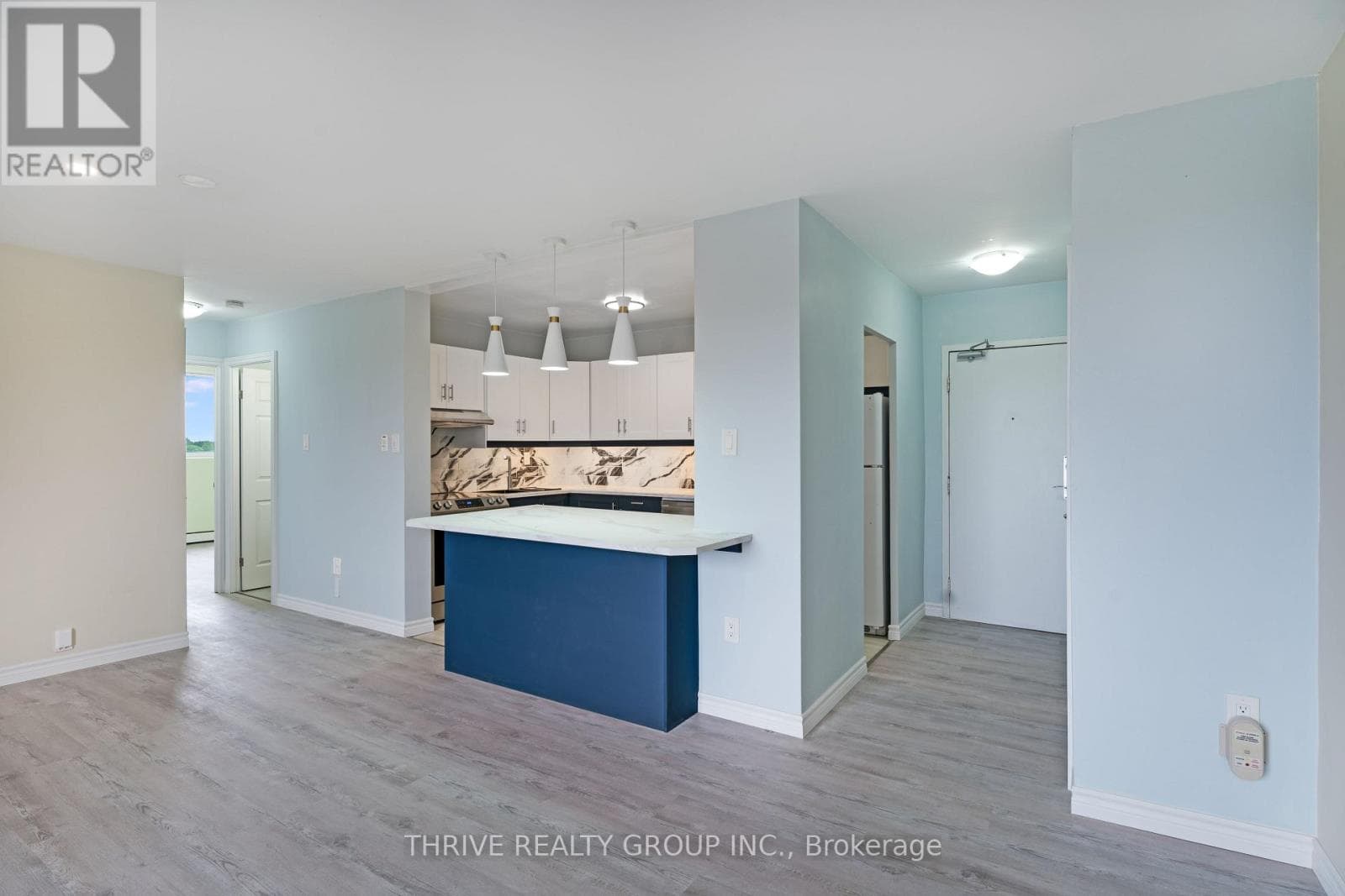 610 - 563 MORNINGTON AVENUE photo 5