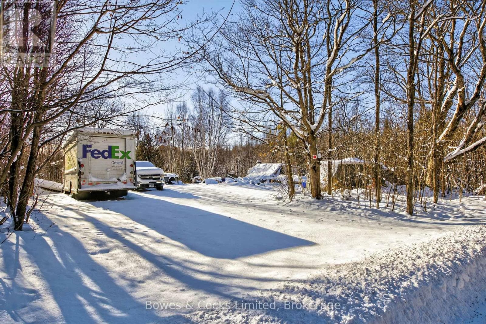 1350 MADILL ROAD photo 3