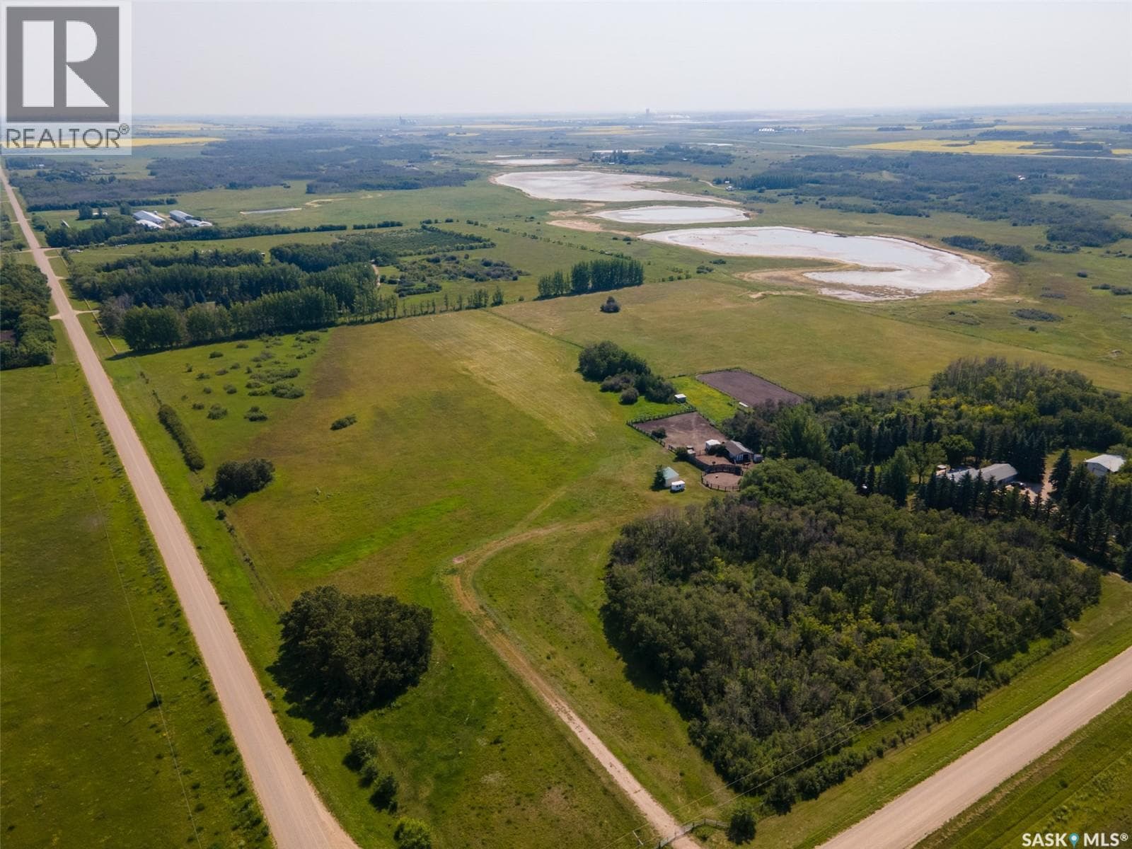 Isle Acreage 2.5 J photo 2